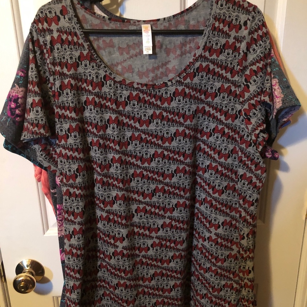 Lularoe Classic Tee Disney 2x